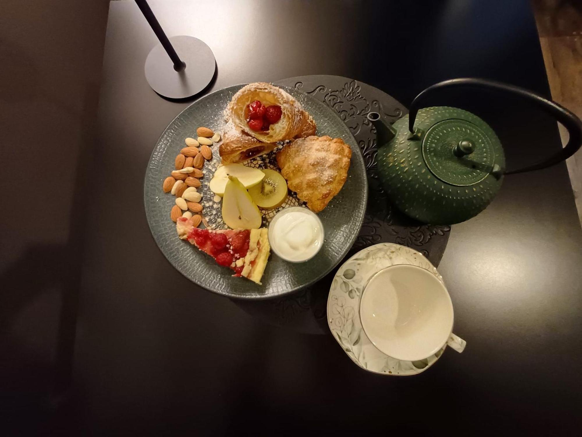 Forvm Boutique Hotel Trieste Eksteriør bilde